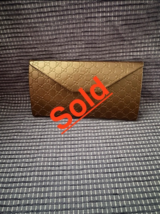 Gucci Accessories - Gucci Eyeglass/sunglasses brown case